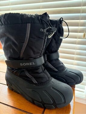 Sorel Youth Size 6 Waterproof Insulated Winter Snow Boots Black EU 38
